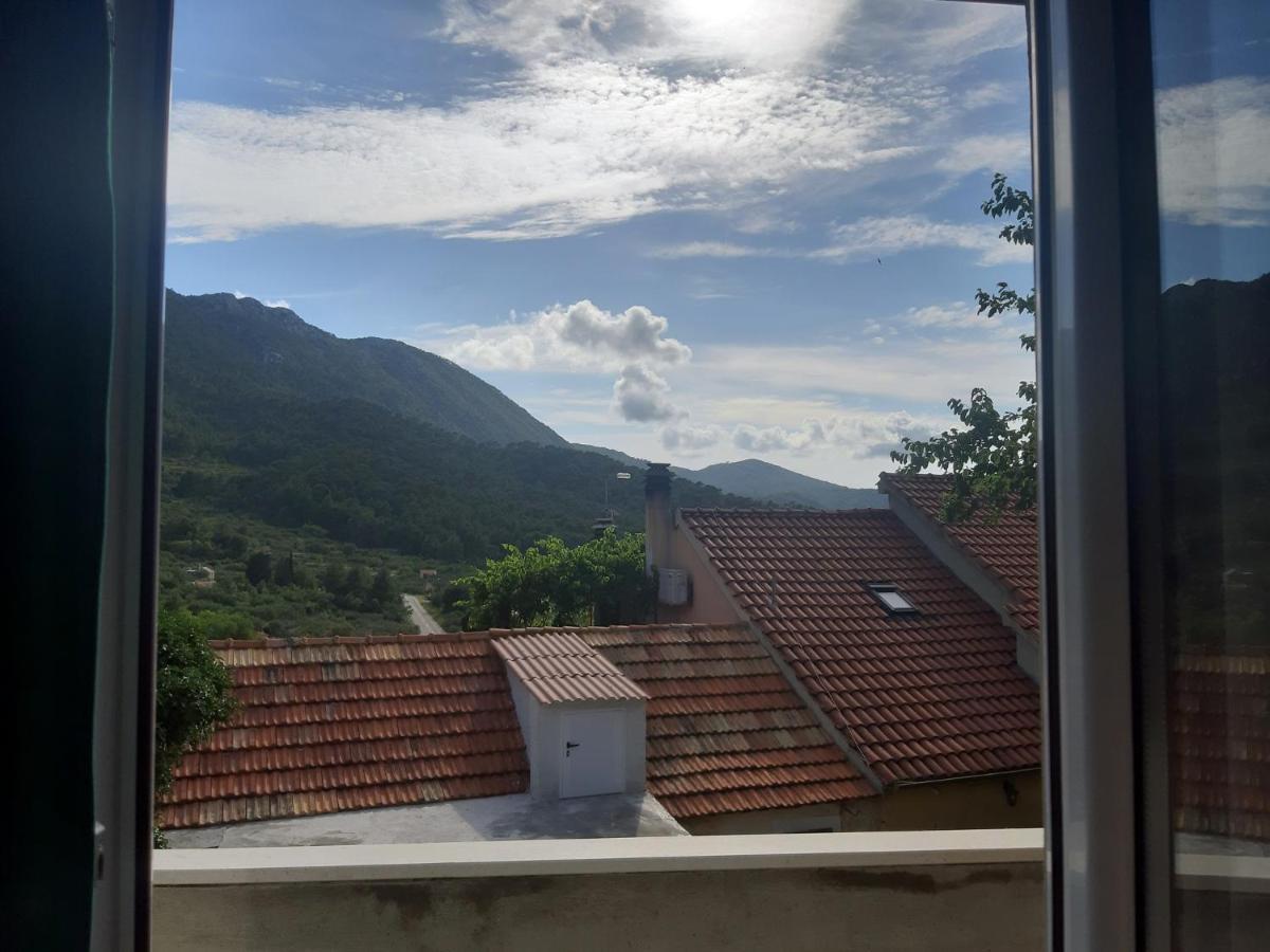Kuca Za Odmor Dobrila Hotel Jelsa  Eksteriør billede